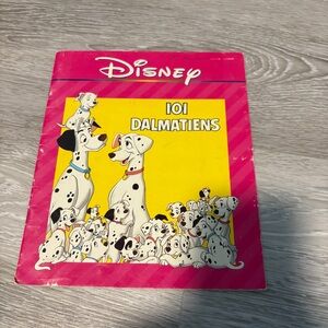 Vintage Disney 101 Dalmatians Book | in FRENCH